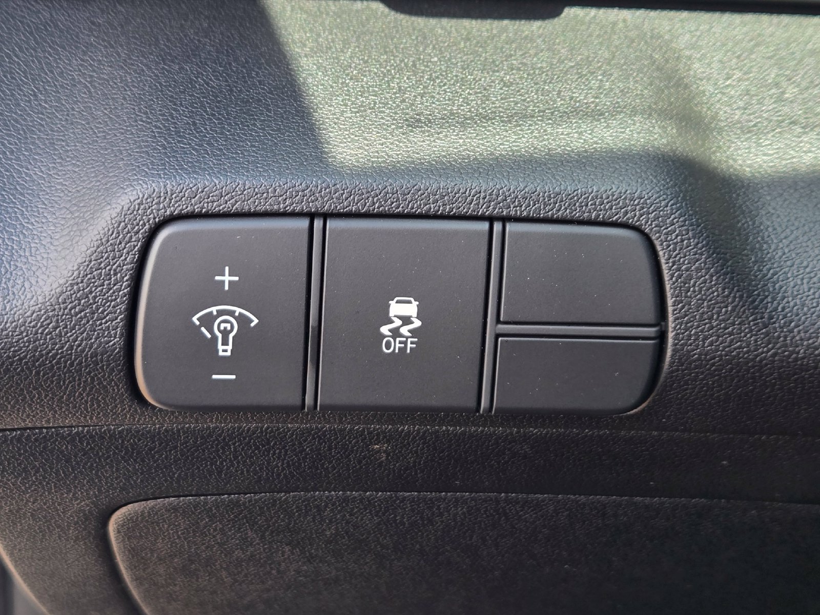 New 2026 Hyundai Elantra SEL Sport Premium FWD image 15