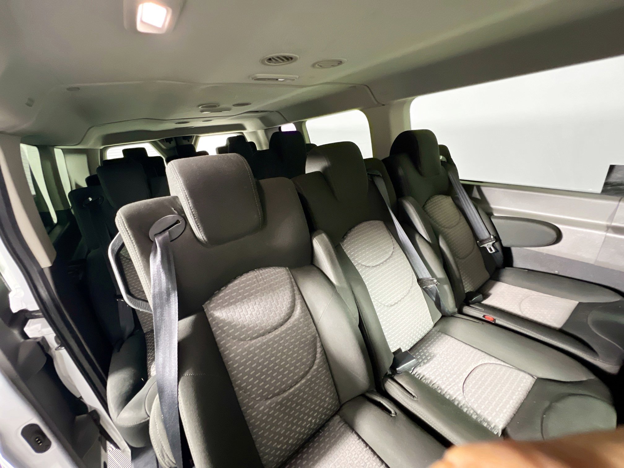 Used 2024 Ford Transit 350 XLT image 31