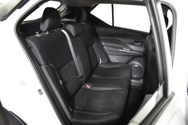 Used 2024 Nissan Kicks SV FWD image 29