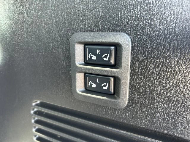 Used 2023 Nissan Armada Platinum w/ Captain's Chairs Package AWD/4WD image 54
