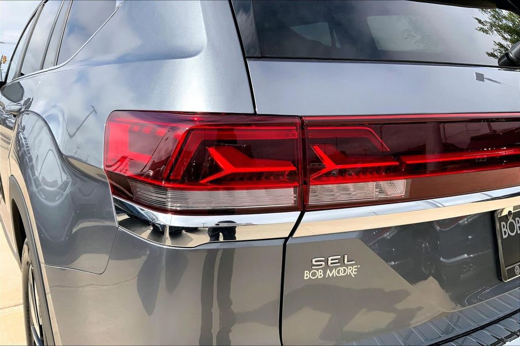 Used 2024 Volkswagen Atlas SEL AWD/4WD image 29