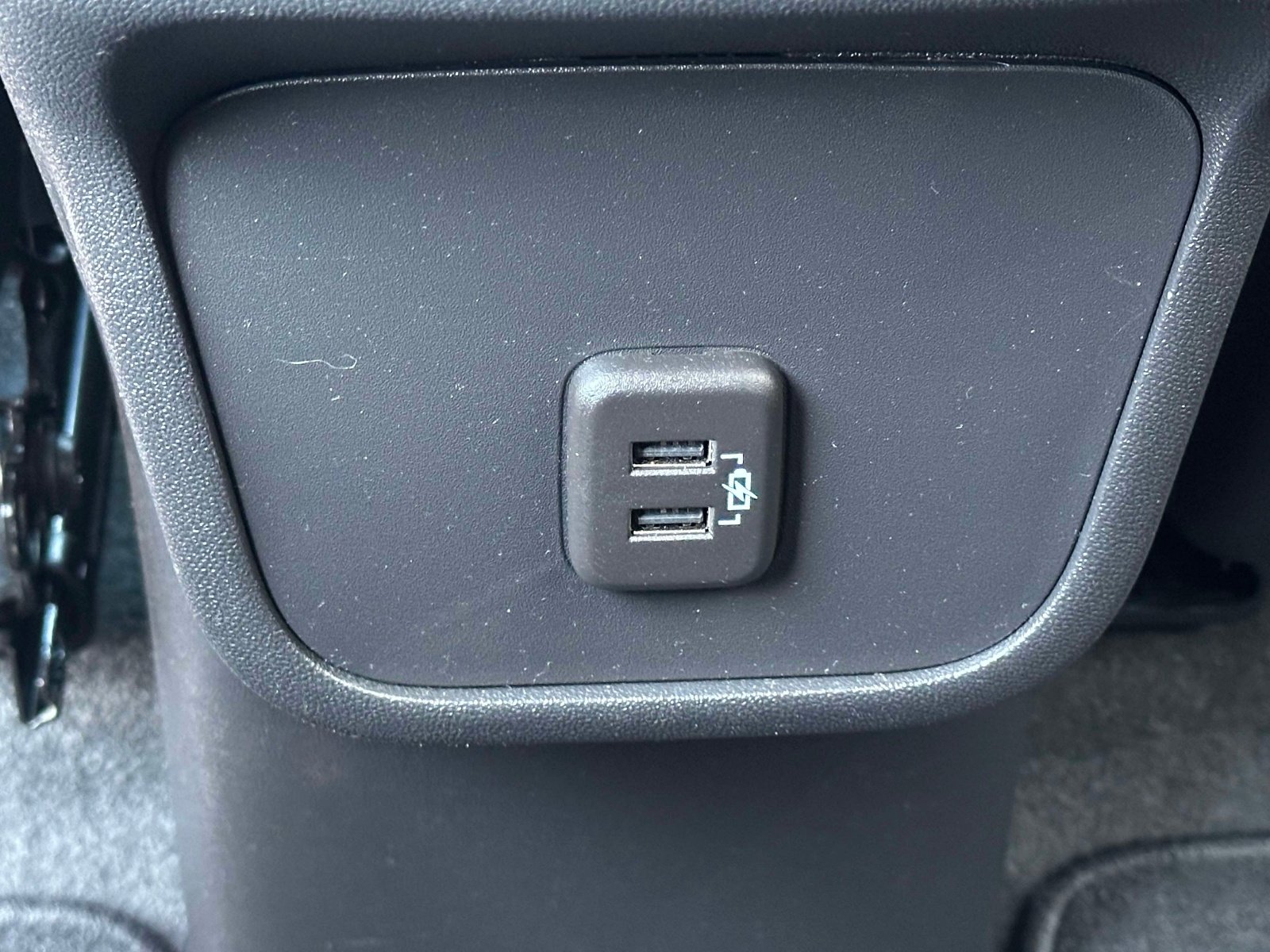 Used 2023 Chevrolet Equinox LT FWD image 12