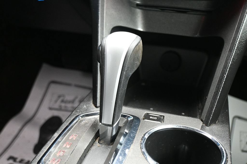 Used 2015 GMC Terrain SLE FWD image 19