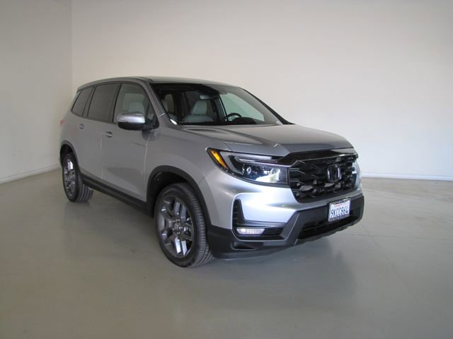 Certified 2023 Honda Passport EX-L image 3