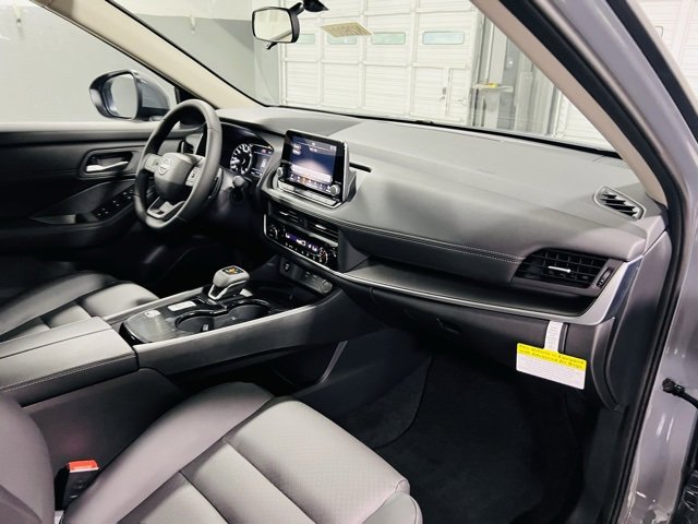 New 2026 Nissan Rogue SV image 30
