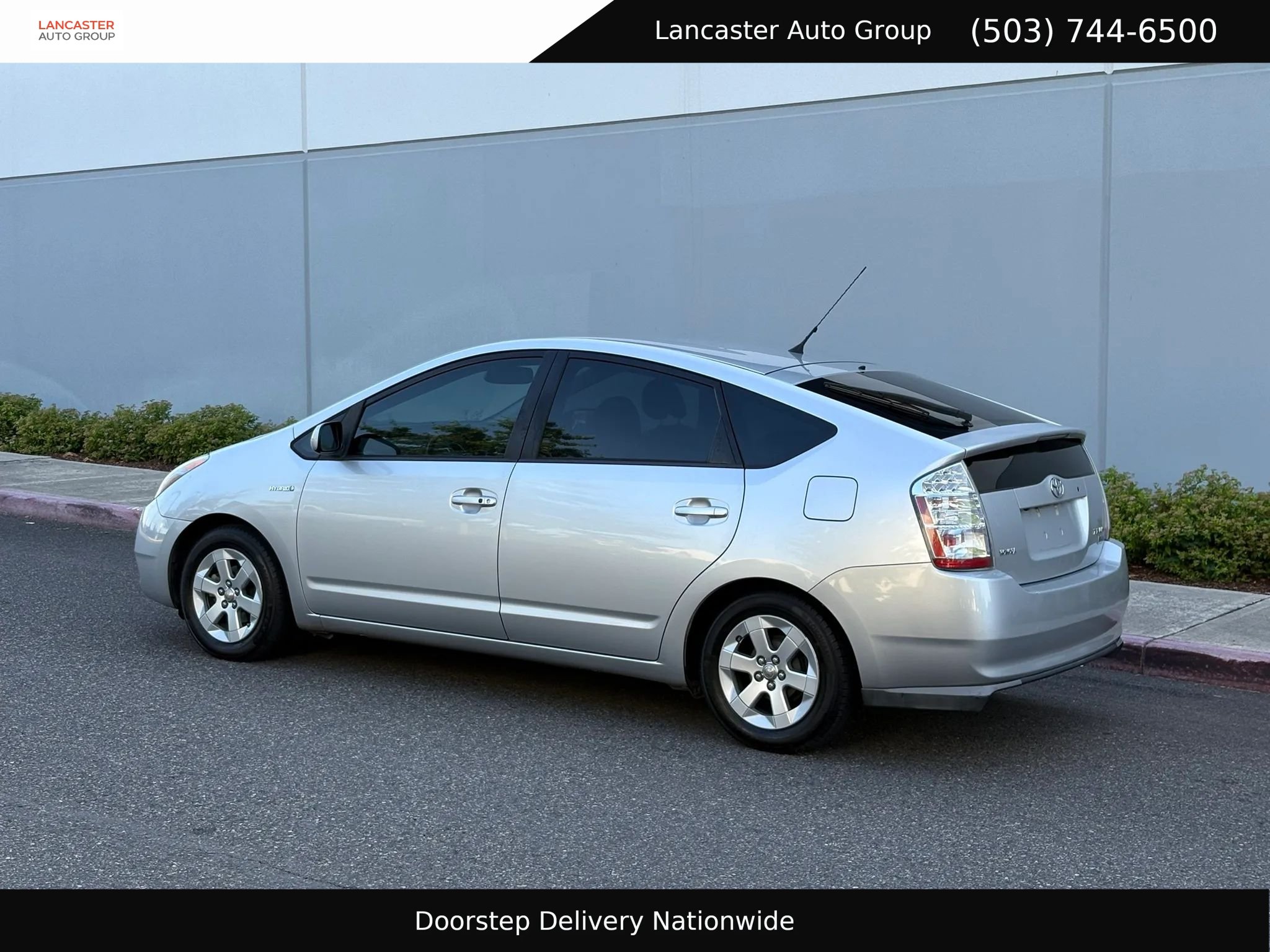 Used 2009 Toyota Prius w/ Pkg 6 FWD image 4