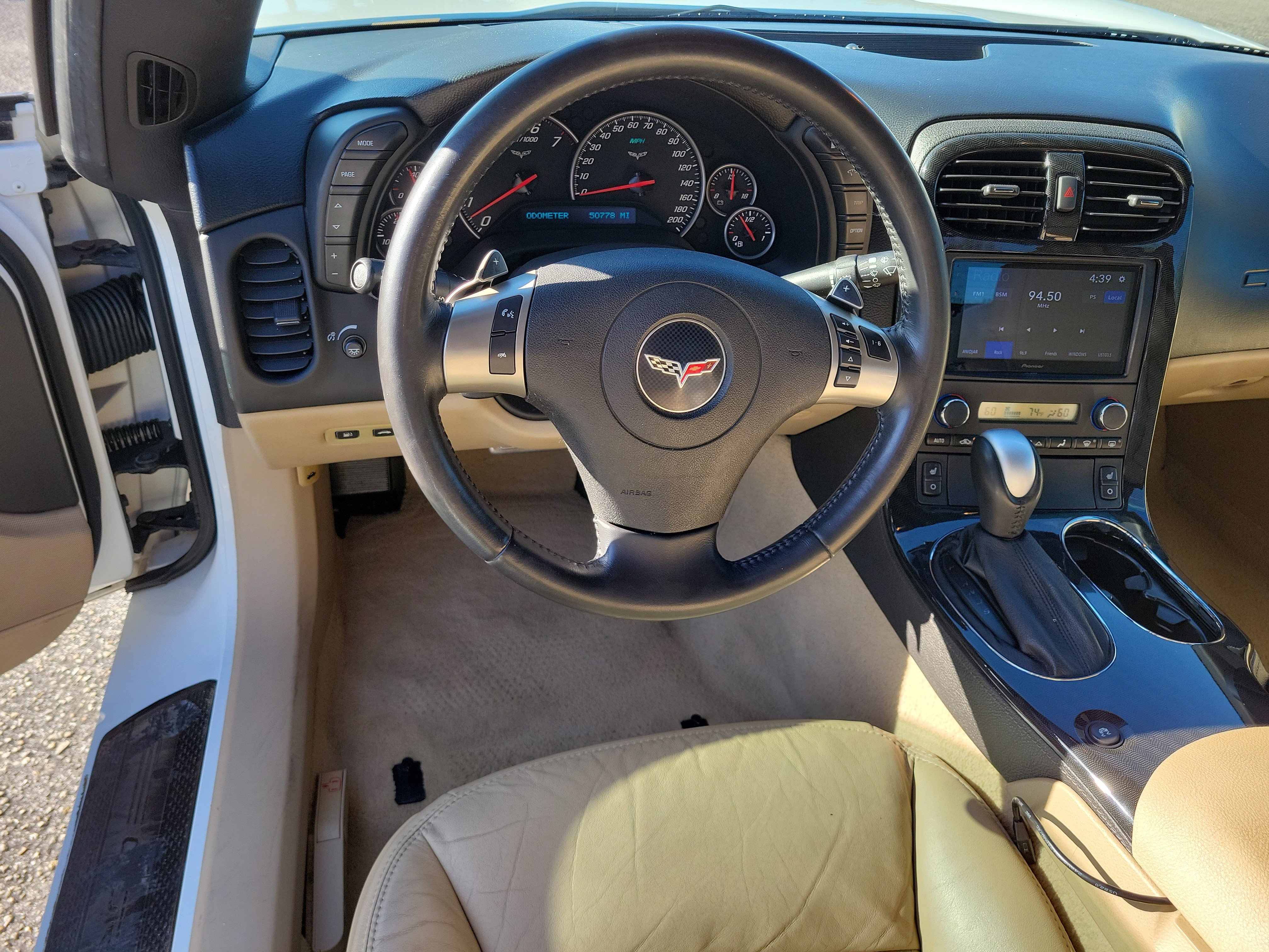 Used 2011 Chevrolet Corvette Grand Sport w/ Preferred Equipment Group RWD image 23