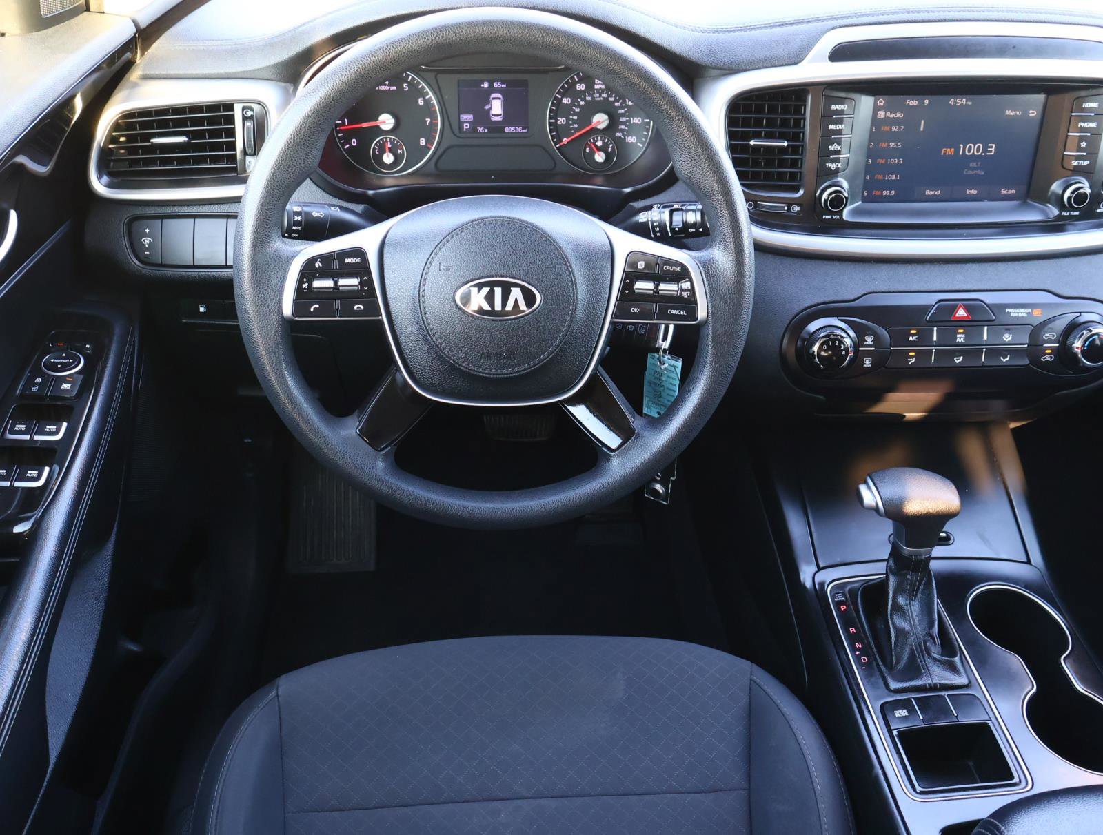 Used 2020 Kia Sorento LX image 8