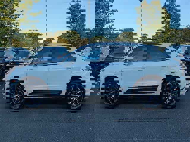 Used 2024 Porsche Macan image 5