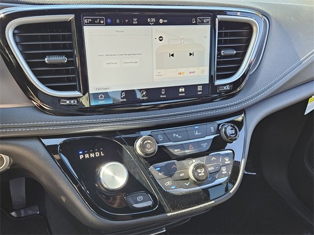 New 2026 Chrysler Pacifica Select image 20