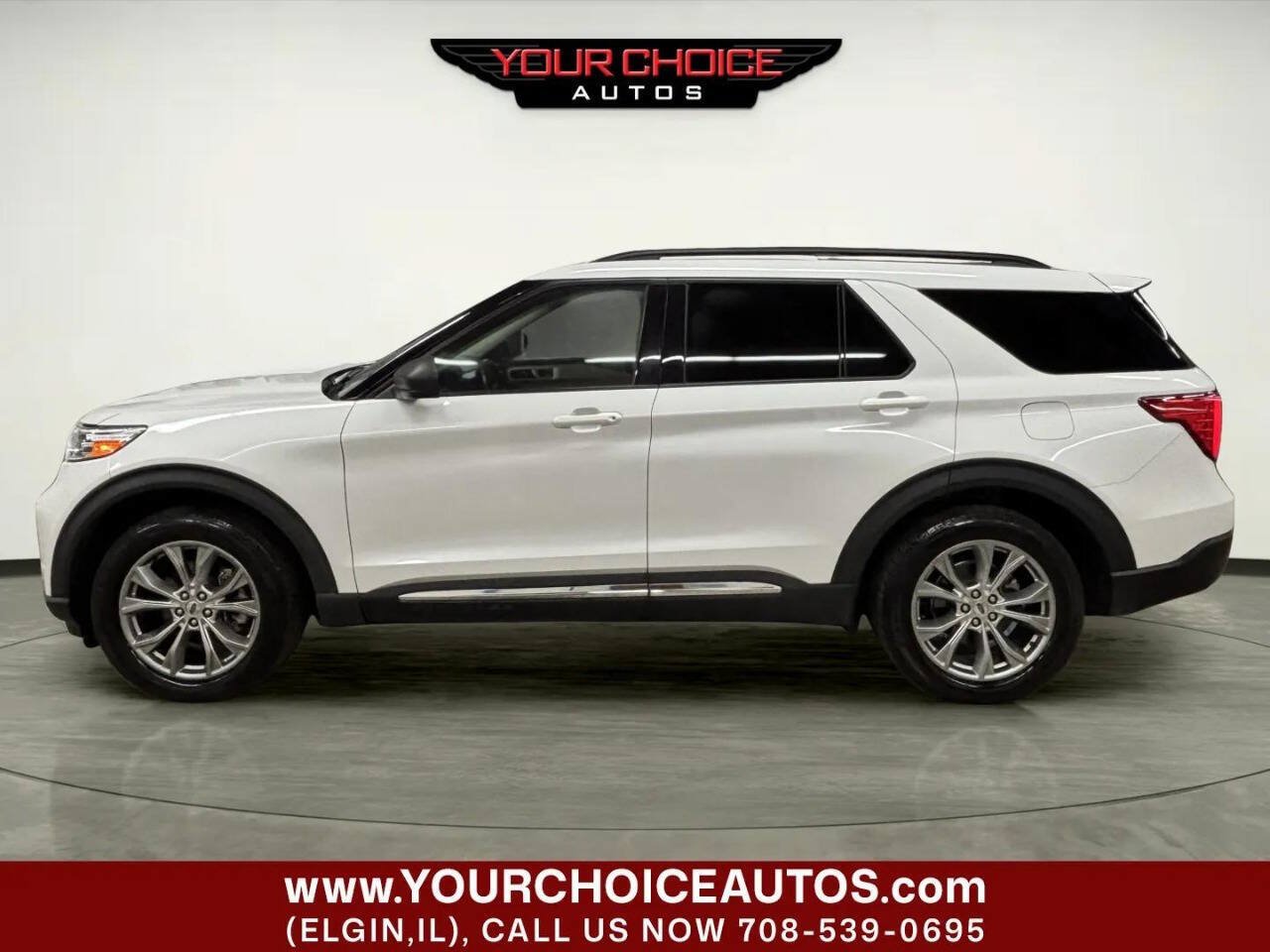 Used 2020 Ford Explorer XLT w/ Equipment Group 202A AWD/4WD image 2