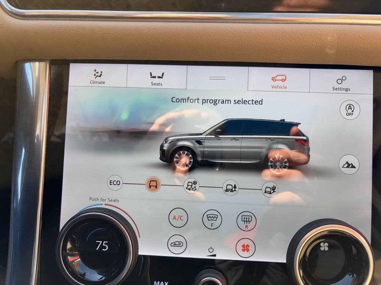 Used 2018 Land Rover Range Rover Sport SE AWD/4WD image 67