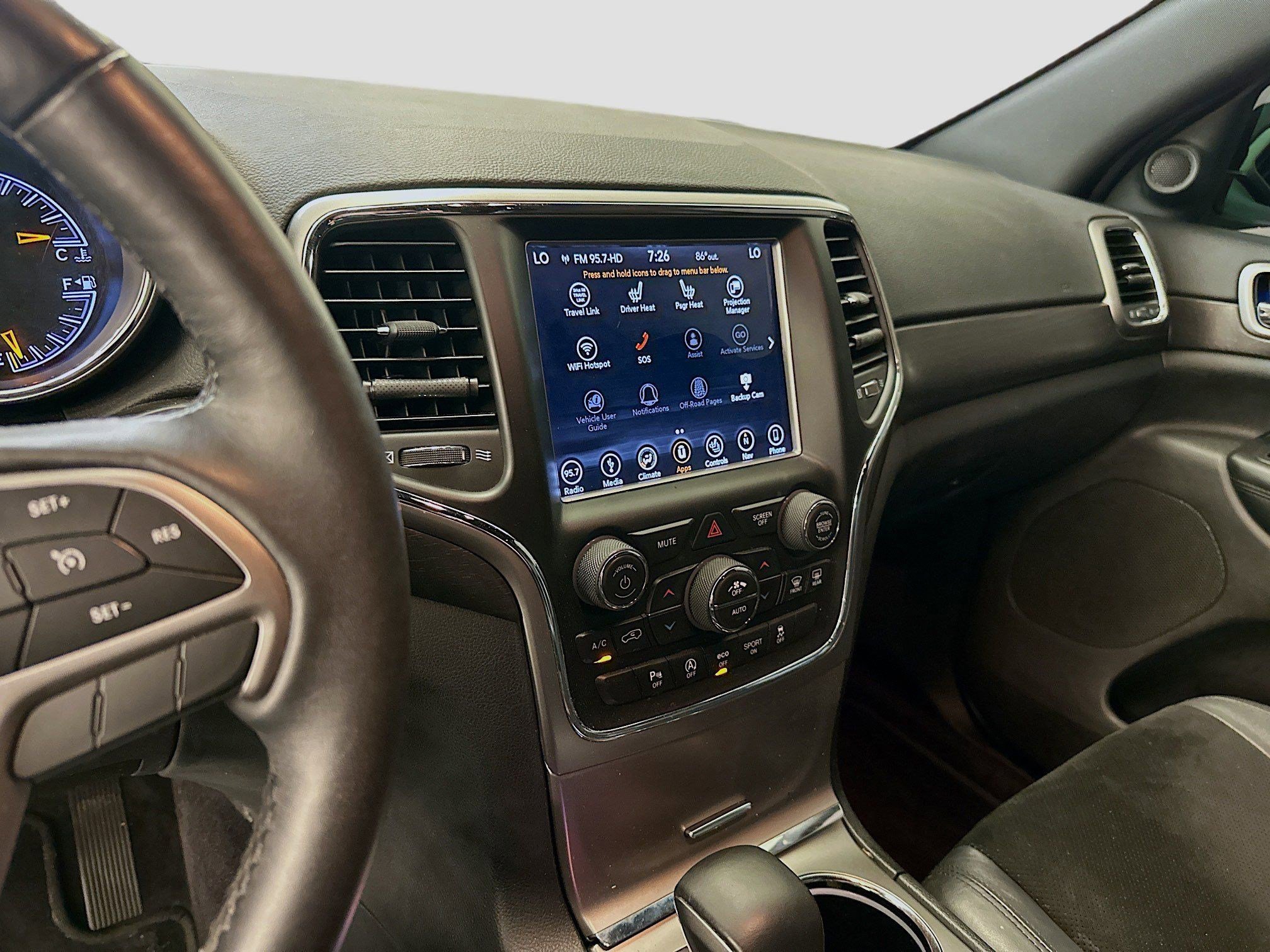 Used 2018 Jeep Grand Cherokee Altitude AWD/4WD image 23