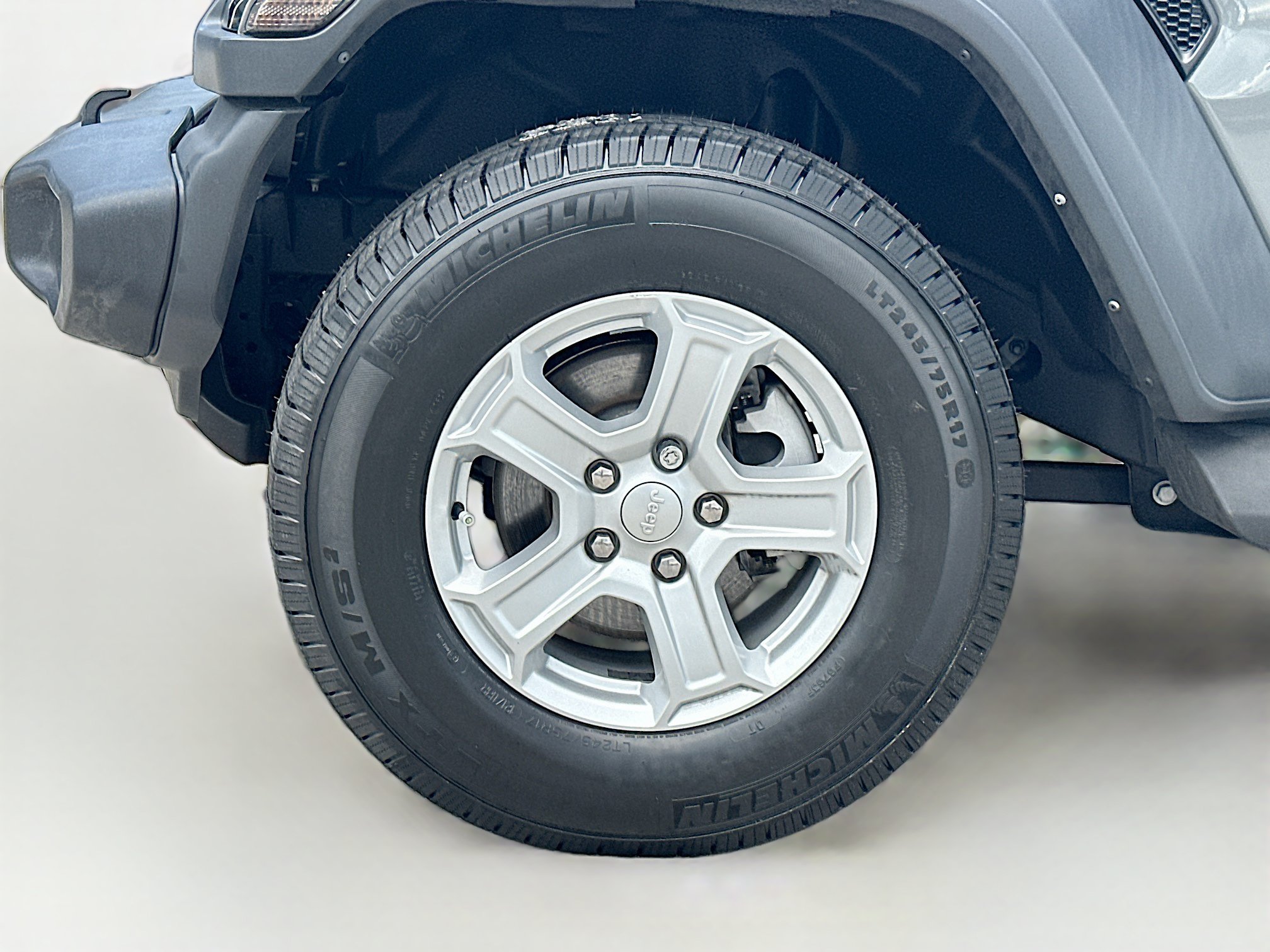 Used 2022 Jeep Wrangler Sport AWD/4WD image 28