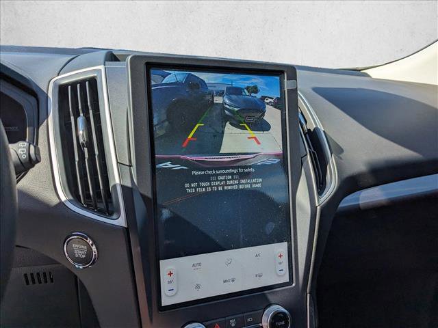 Used 2024 Ford Edge SE image 14