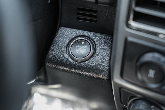 Used 2020 Ford F150 Raptor w/ Equipment Group 802A Luxury image 32