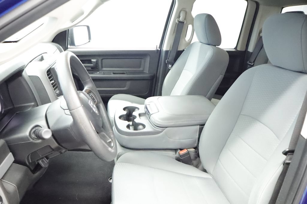 Certified 2019 RAM 1500 Express w/ Express Value Package AWD/4WD image 24