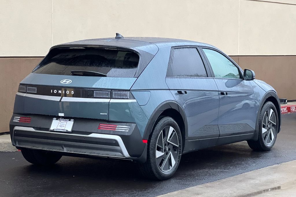 New 2026 Hyundai Ioniq 5 SE image 5