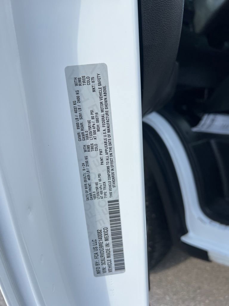 Used 2024 RAM ProMaster 2500 w/ Convenience Group FWD image 36