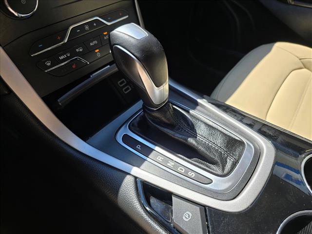 Used 2018 Ford Edge SEL w/ Equipment Group 201A FWD image 29