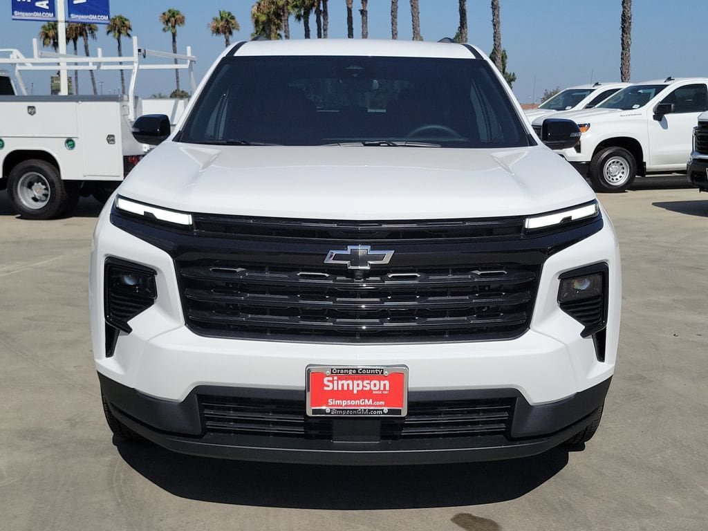 New 2026 Chevrolet Traverse LT w/ Midnight/Sport Edition FWD image 24