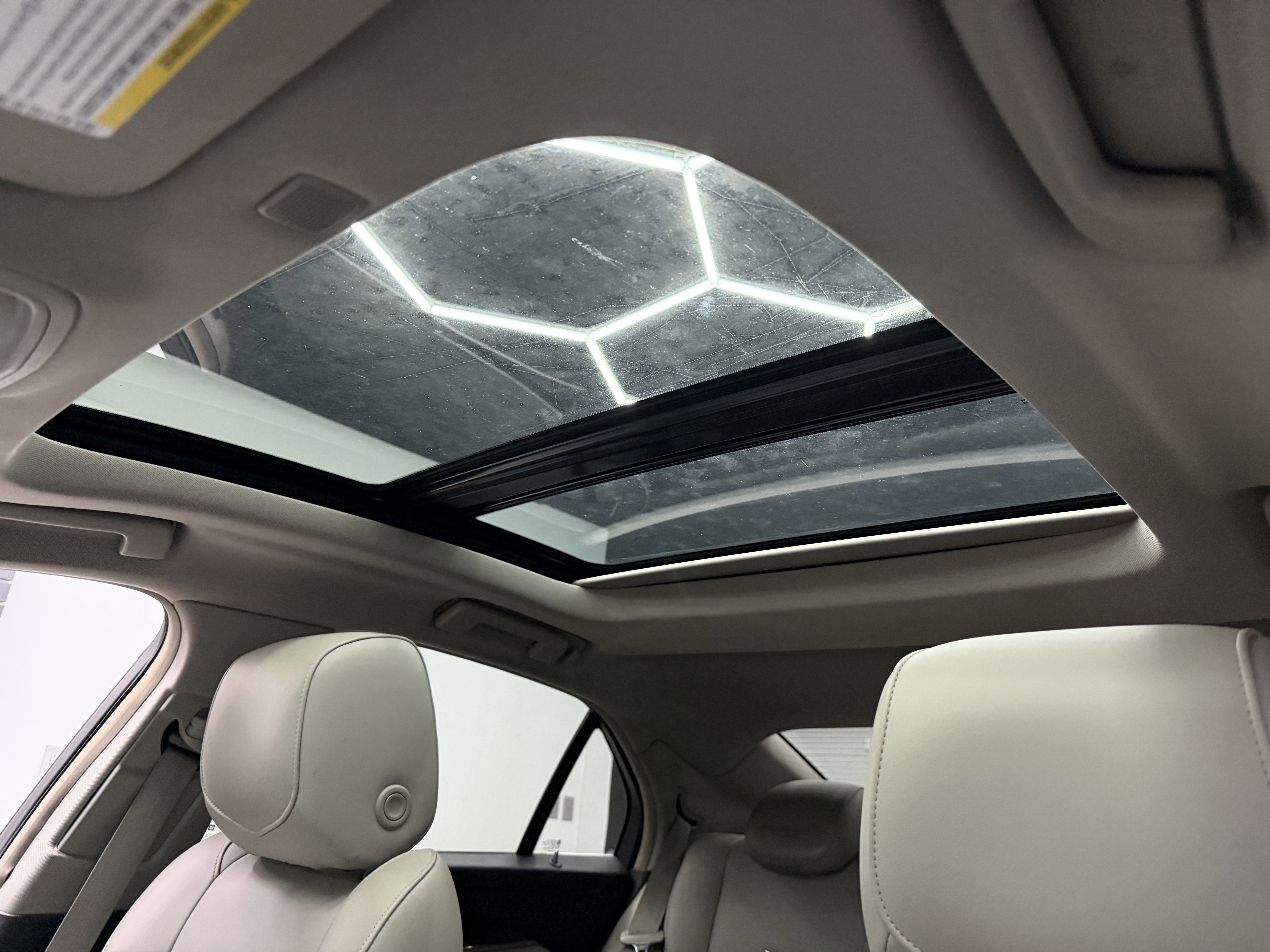 Used 2016 Cadillac CTS AWD Sedan image 5