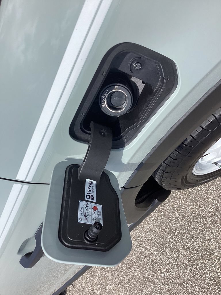 Used 2024 Ford Bronco Sport Heritage w/ Heritage Convenience Package AWD/4WD image 19