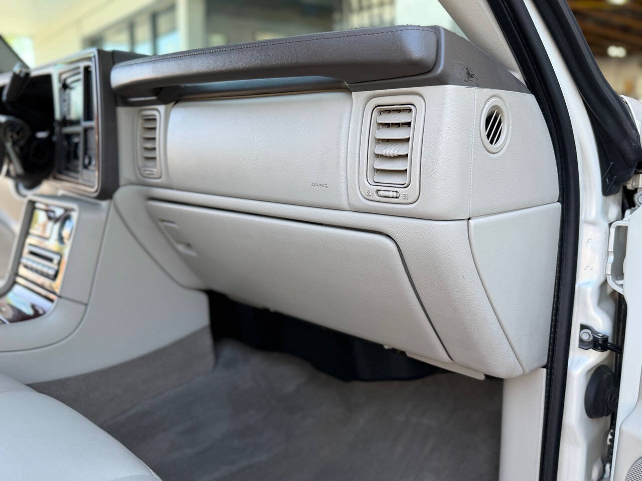 Used 2005 Cadillac Escalade EXT AWD/4WD image 69