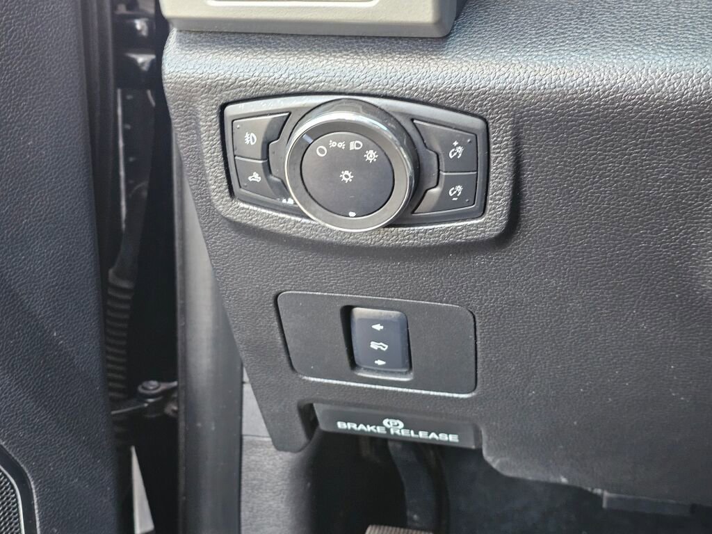 Used 2017 Ford F350 Lariat w/ Chrome Package AWD/4WD image 20