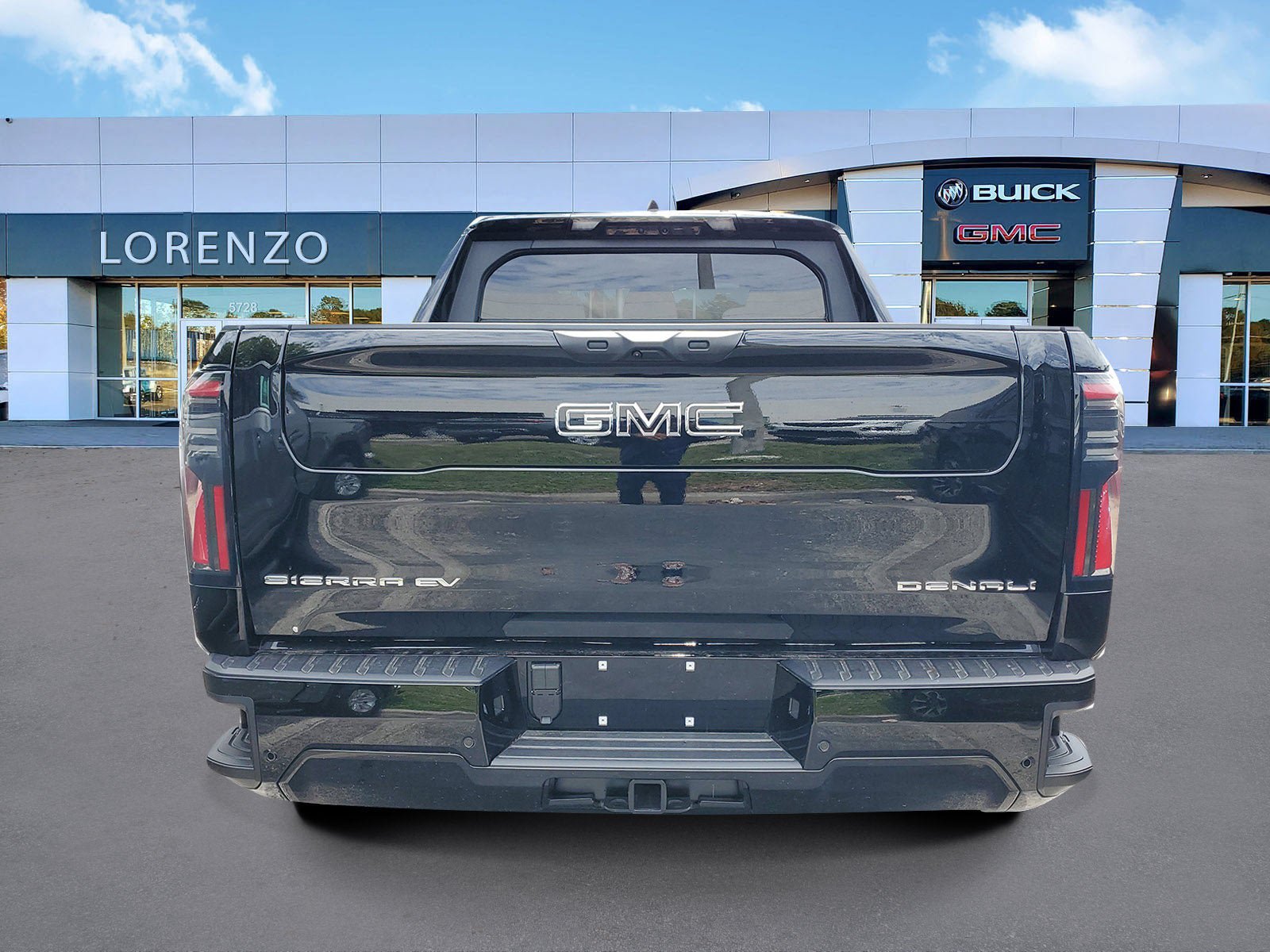 New 2025 GMC Sierra EV Denali AWD/4WD image 4