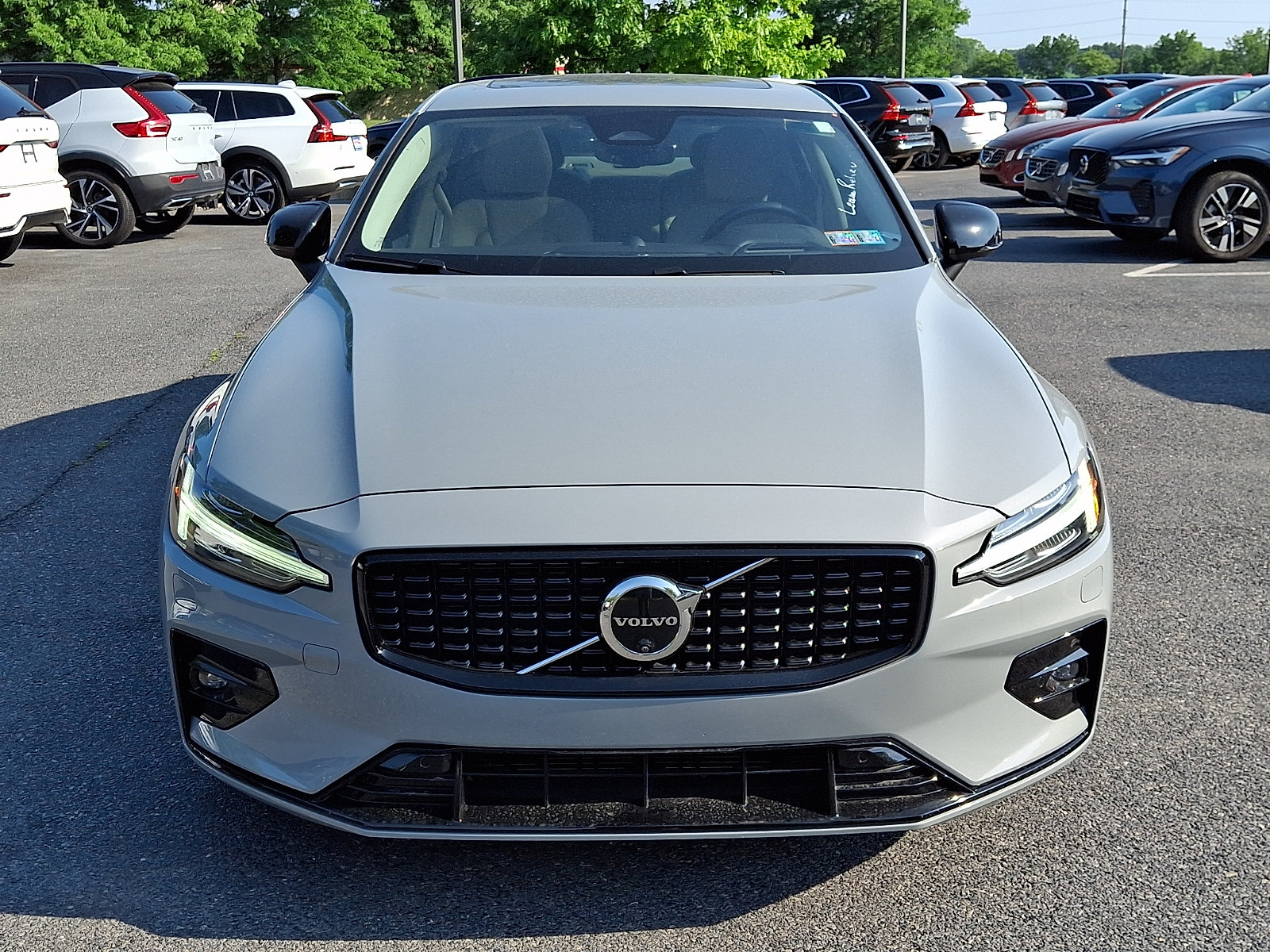 Used 2024 Volvo S60 B5 Ultimate w/ Climate Package AWD/4WD image 2