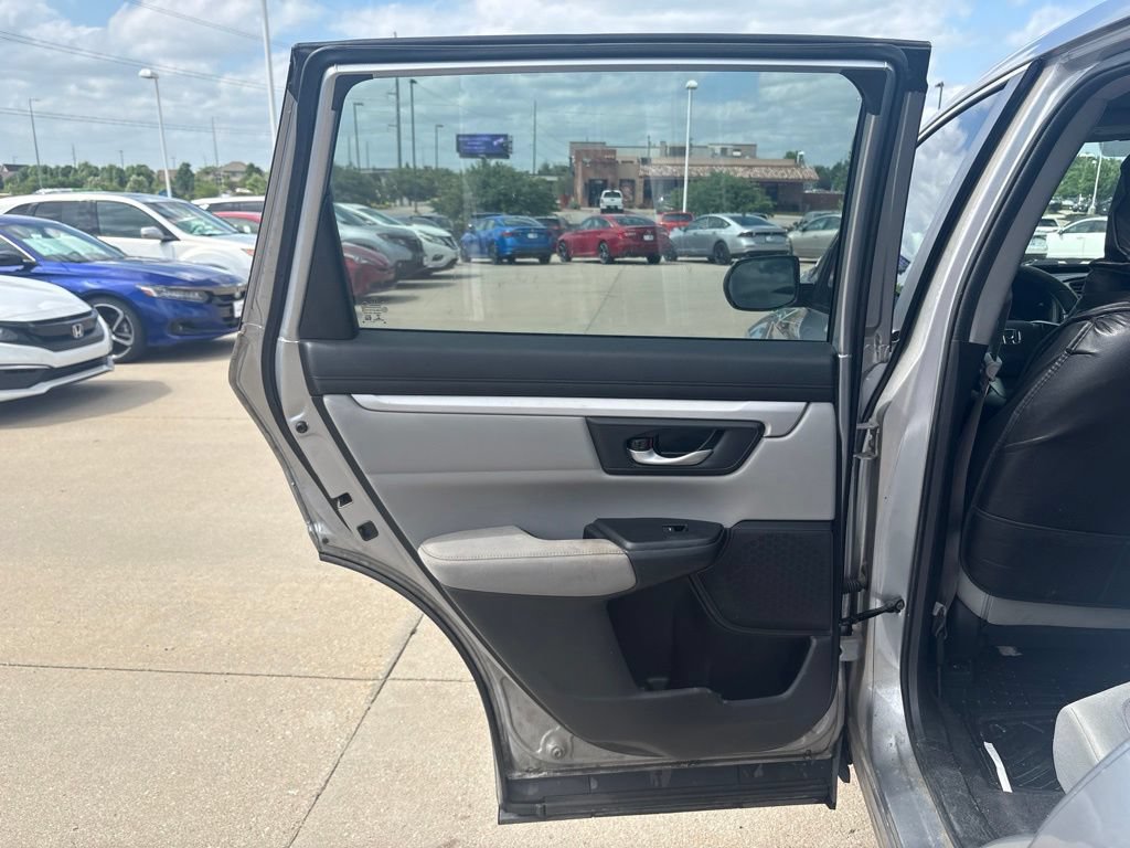Certified 2017 Honda CR-V LX image 31