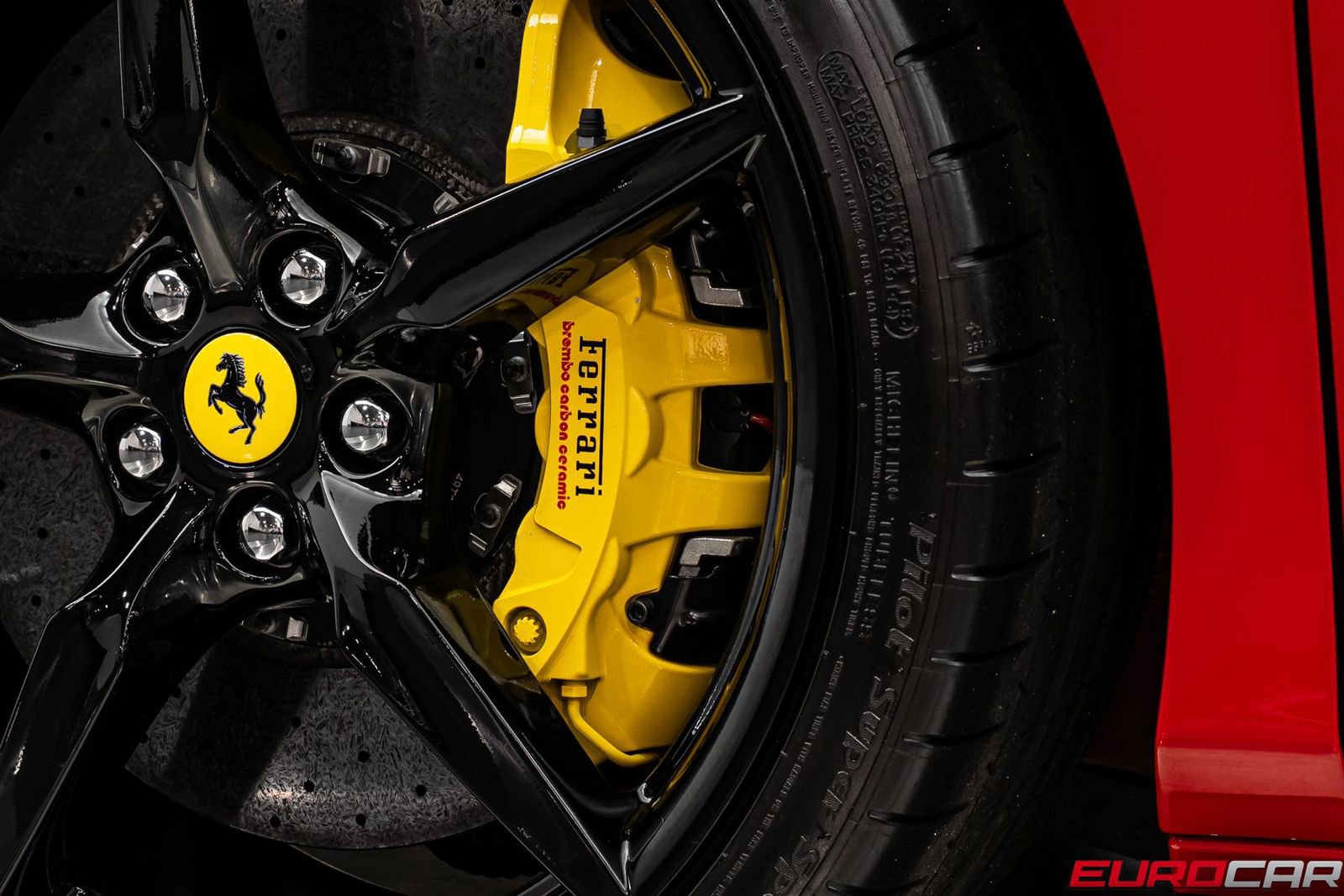 Used 2022 Ferrari F8 Tributo image 25