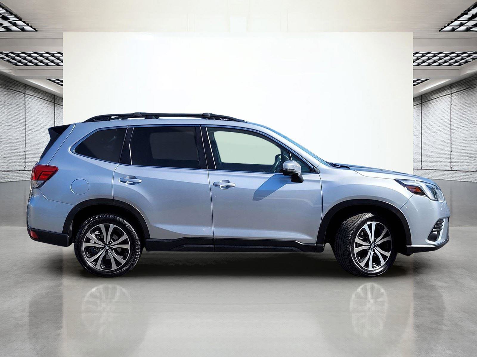 Used 2024 Subaru Forester Limited AWD/4WD image 6