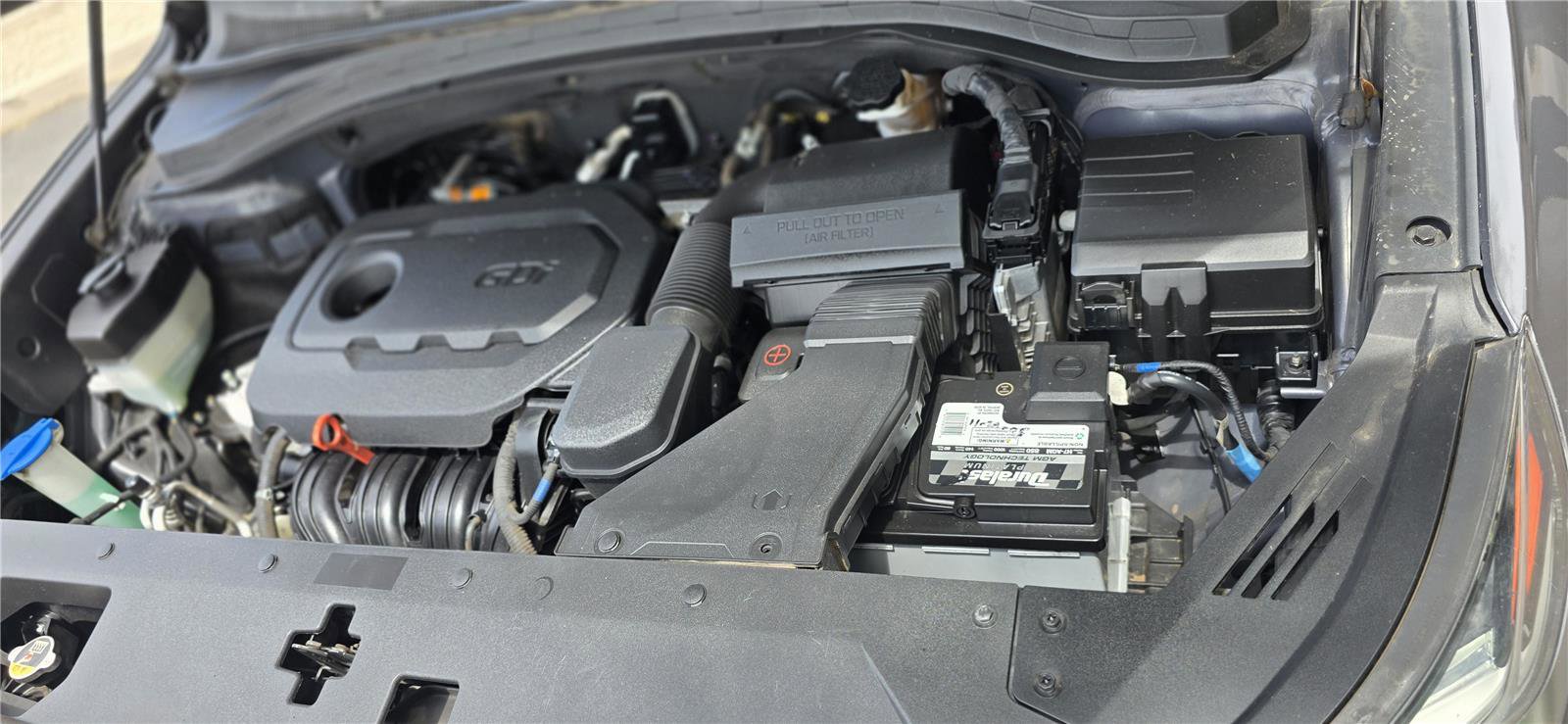 Used 2019 Hyundai Santa Fe Limited FWD image 16