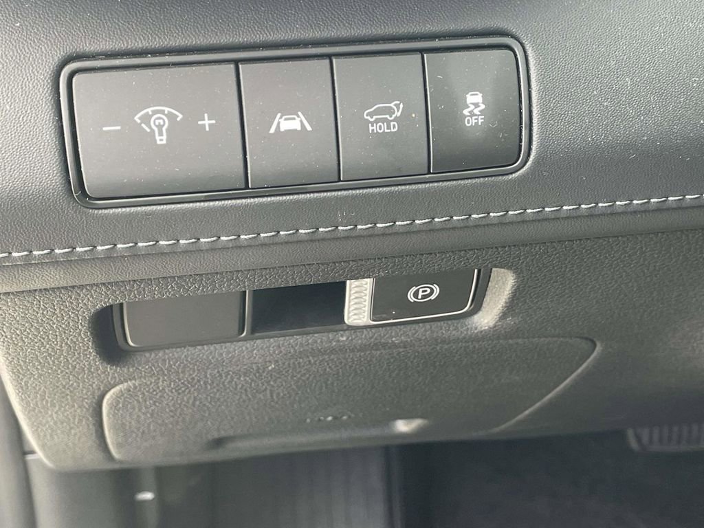 Used 2022 Hyundai Santa Fe Limited image 18