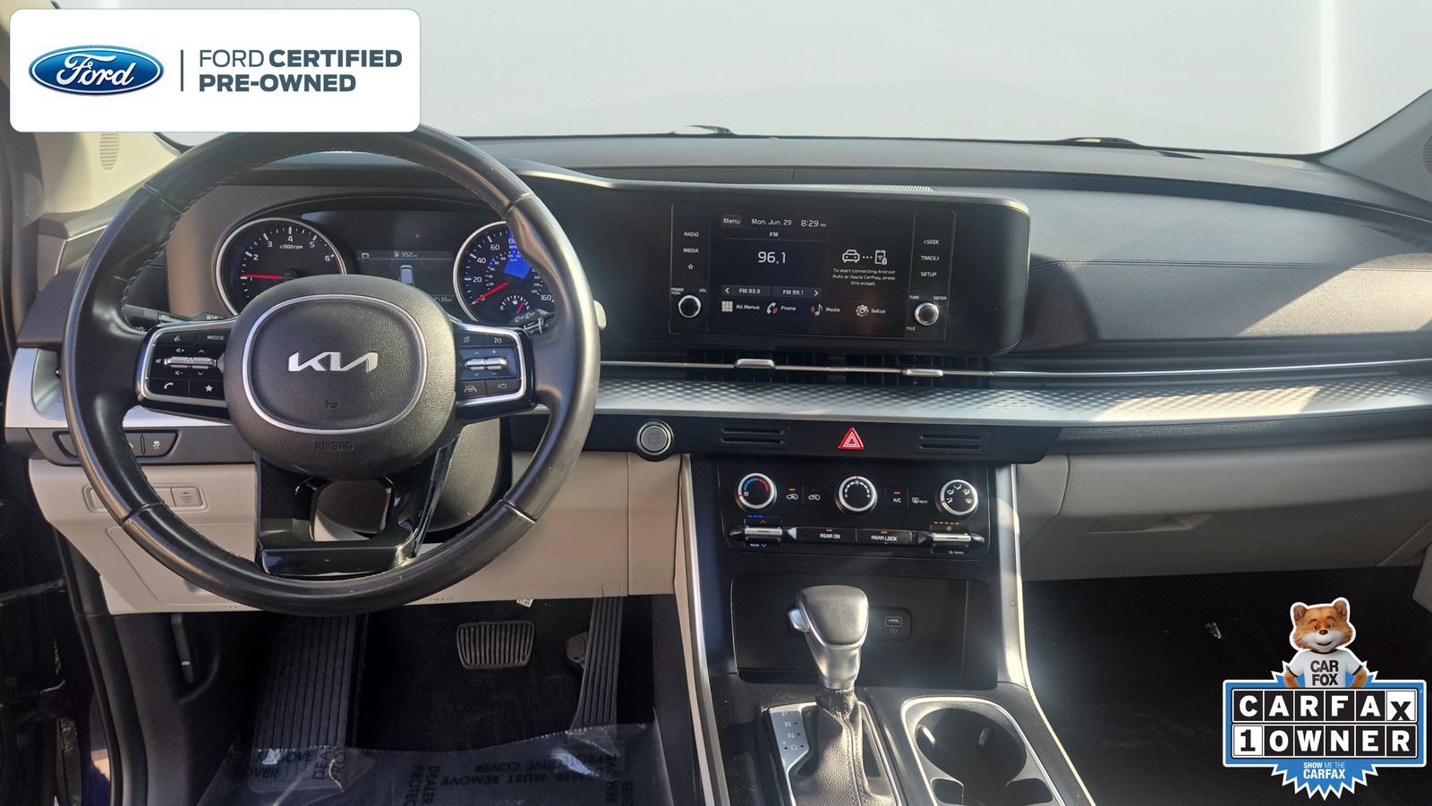 Used 2023 Kia Carnival LX FWD image 9