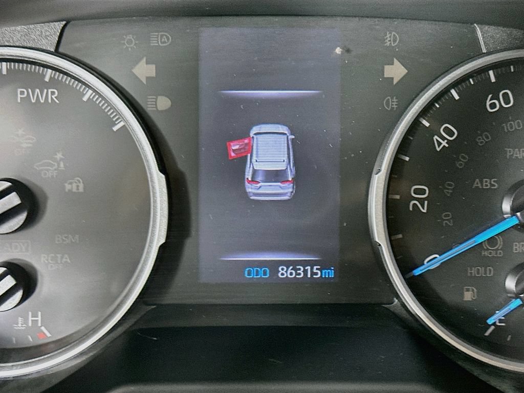 Used 2019 Toyota RAV4 LE w/ All Weather Liner Package AWD/4WD image 17