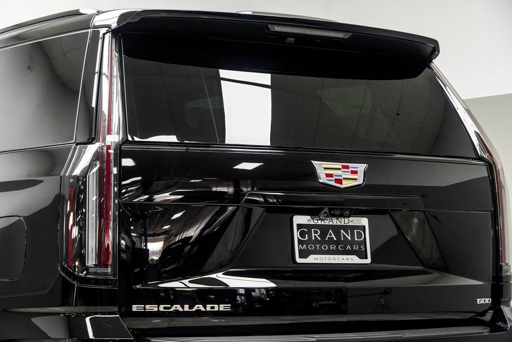 Used 2026 Cadillac Escalade Platinum Sport AWD/4WD image 16