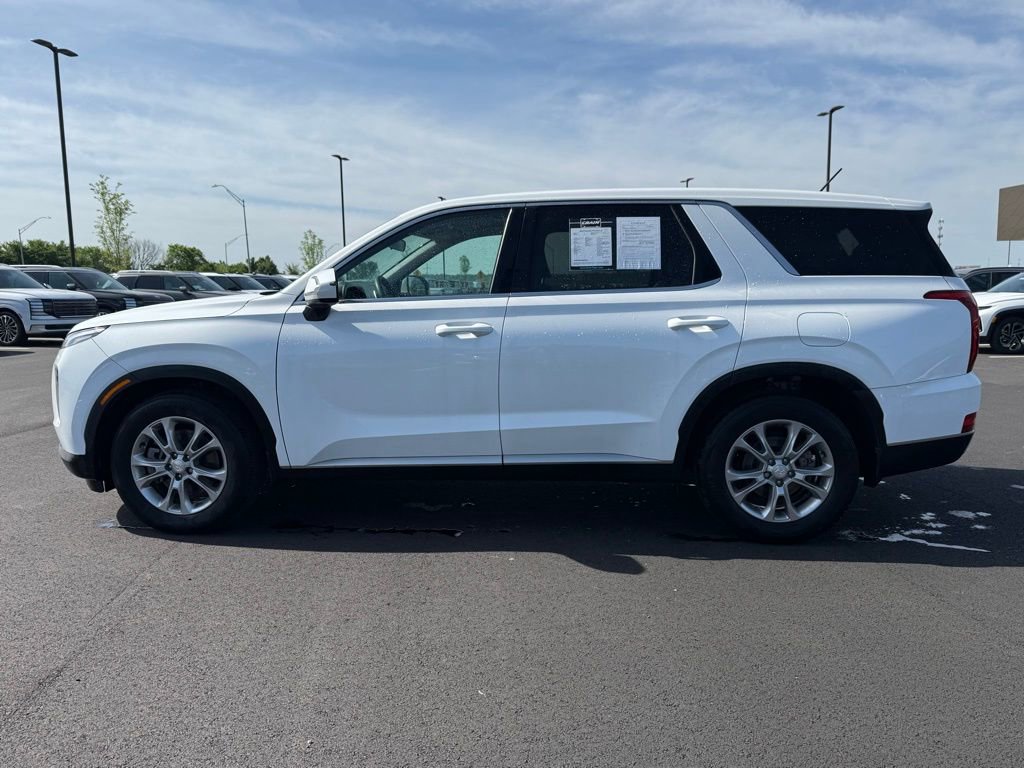 Used 2022 Hyundai Palisade SE image 7