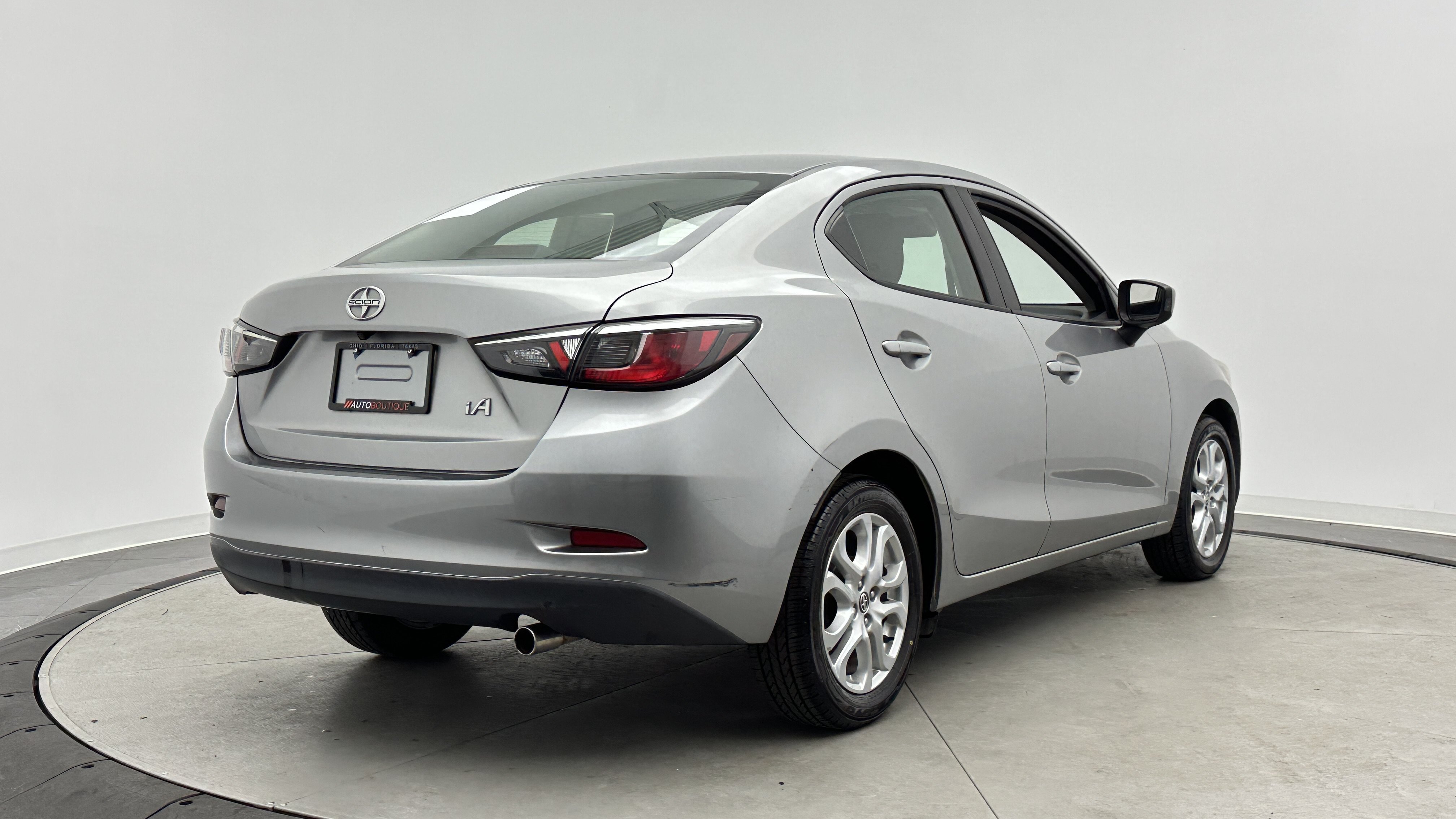 Used 2016 Scion iA FWD image 7