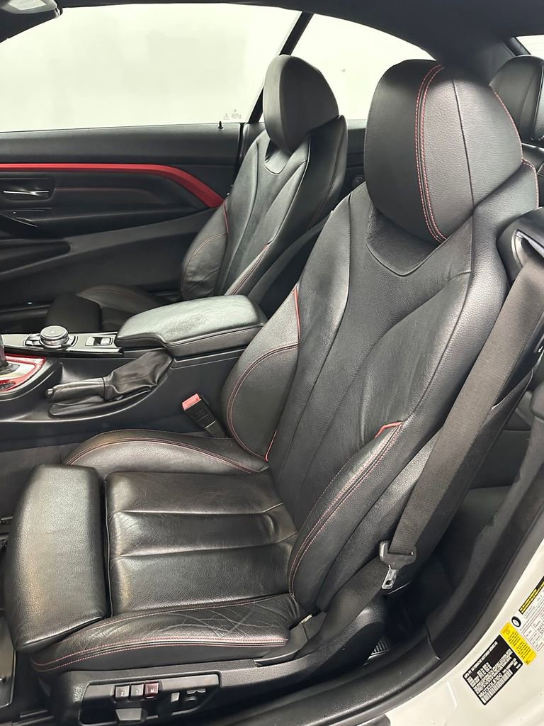 Used 2014 BMW 435i Convertible image 12