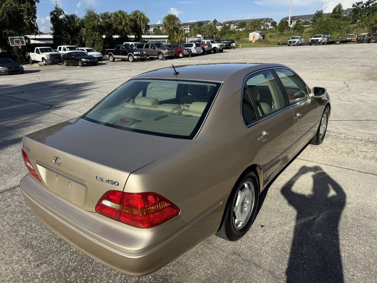 Used 2002 Lexus LS 430 RWD image 11