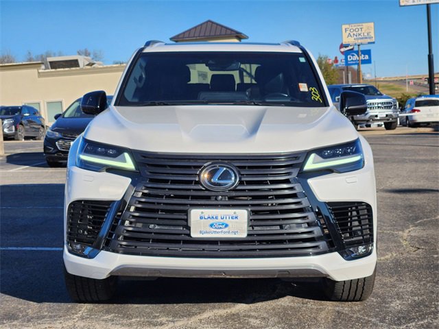 Used 2023 Lexus LX 600 4WD w/ Appearance Package image 2