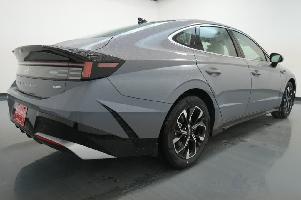 New 2025 Hyundai Sonata SEL image 9