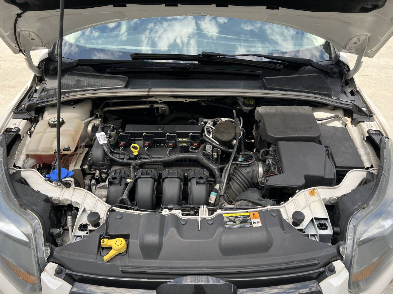 Used 2013 Ford Focus Titanium w/ Titanium Handling Pkg FWD image 28
