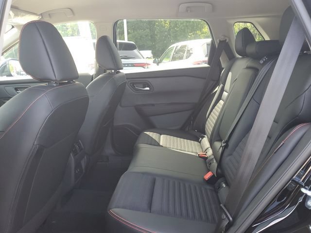 New 2026 Nissan Rogue SV w/ Rock Creek Premium Package AWD/4WD image 8