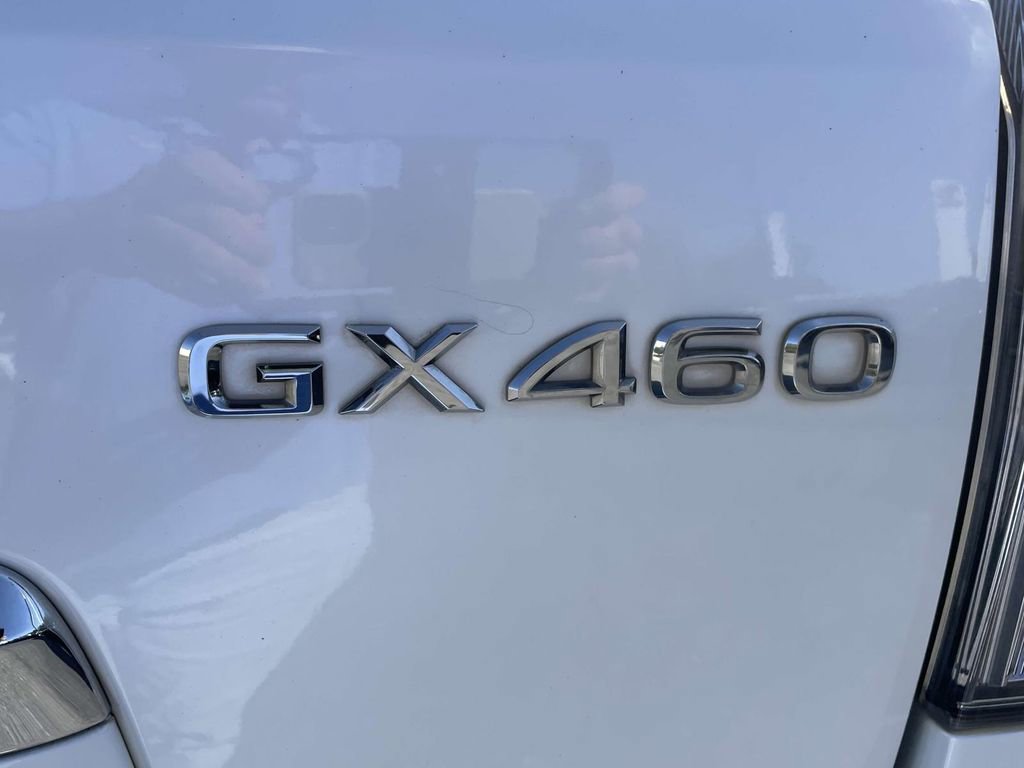 Used 2017 Lexus GX 460 Premium image 9
