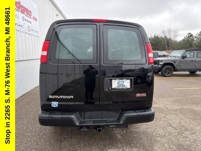 Used 2022 GMC Savana 2500 w/ Communications Package RWD image 10