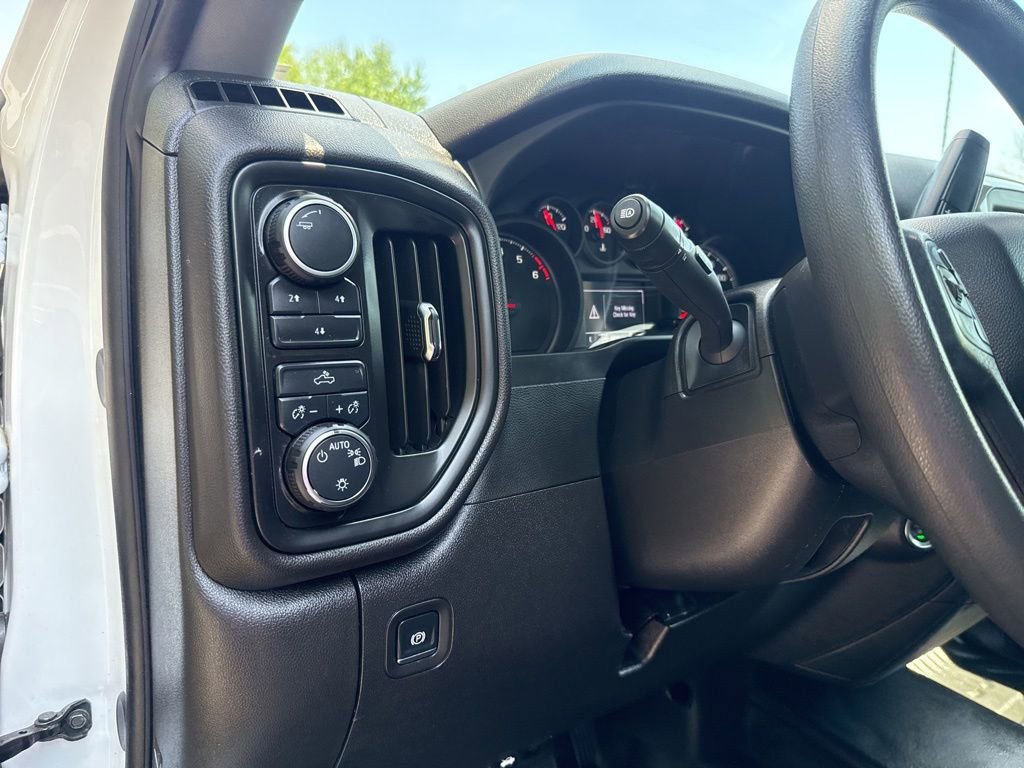 Used 2025 Chevrolet Silverado 2500 W/T w/ WT Convenience Package AWD/4WD image 23